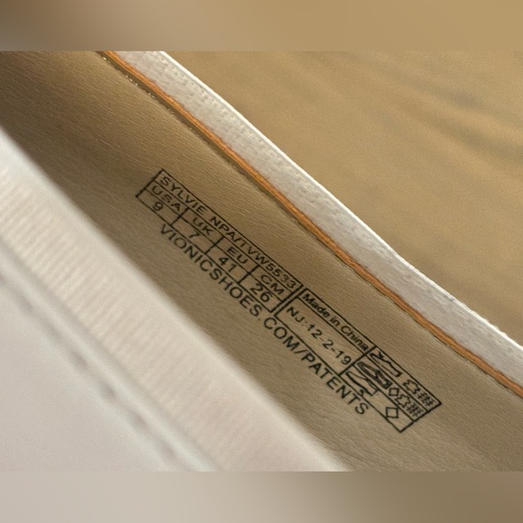 Vionic Sylvie Pointed Toe Pump Nappa White Leather women’s size 9 - Picture 5 of 7